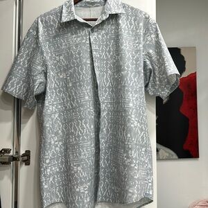 Men’s Lululemon button down